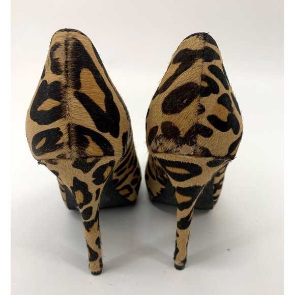 Saks 5/48 Leopard Pumps Size 38 (7.5) - Picture 5 of 8